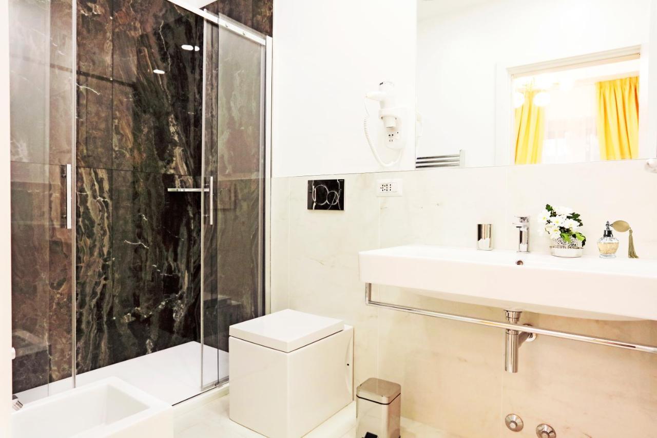 Hemi Suites Milan Bagian luar foto