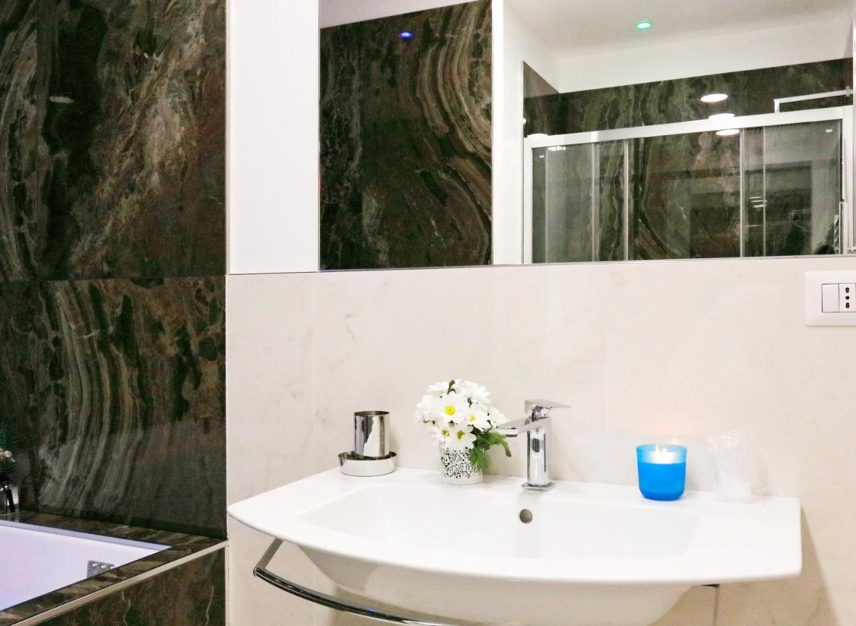 Hemi Suites Milan Bagian luar foto