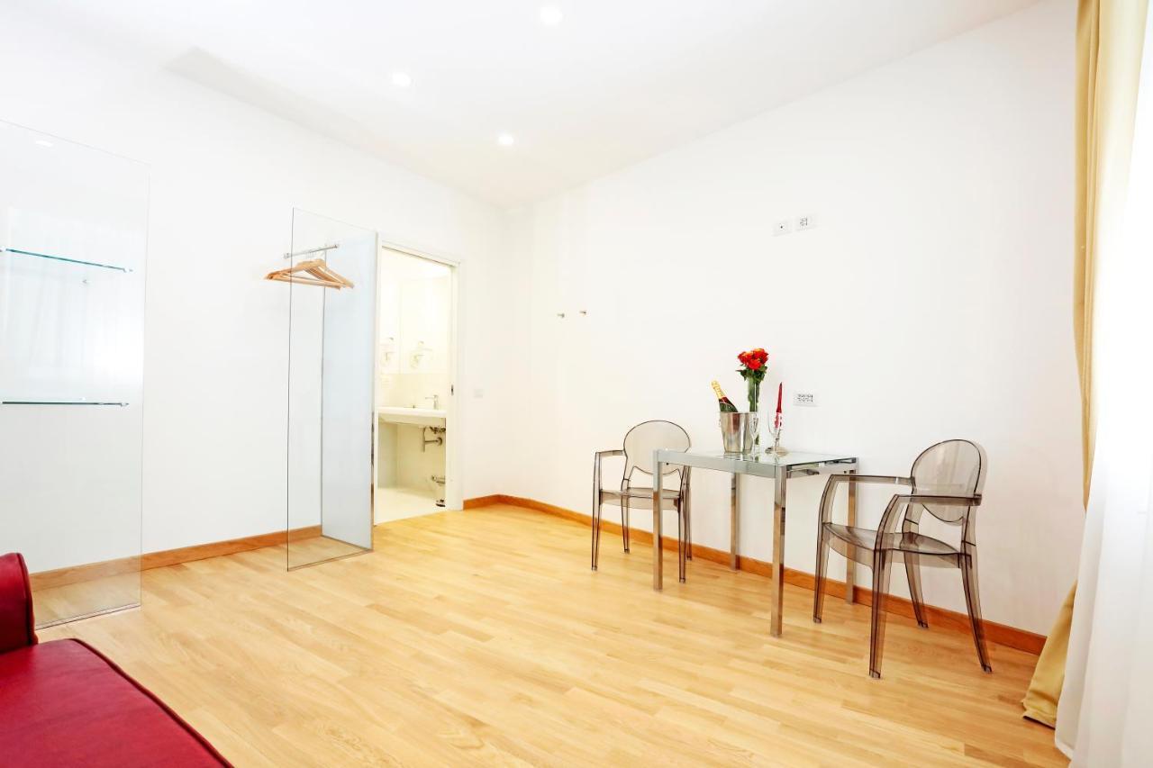 Hemi Suites Milan Bagian luar foto