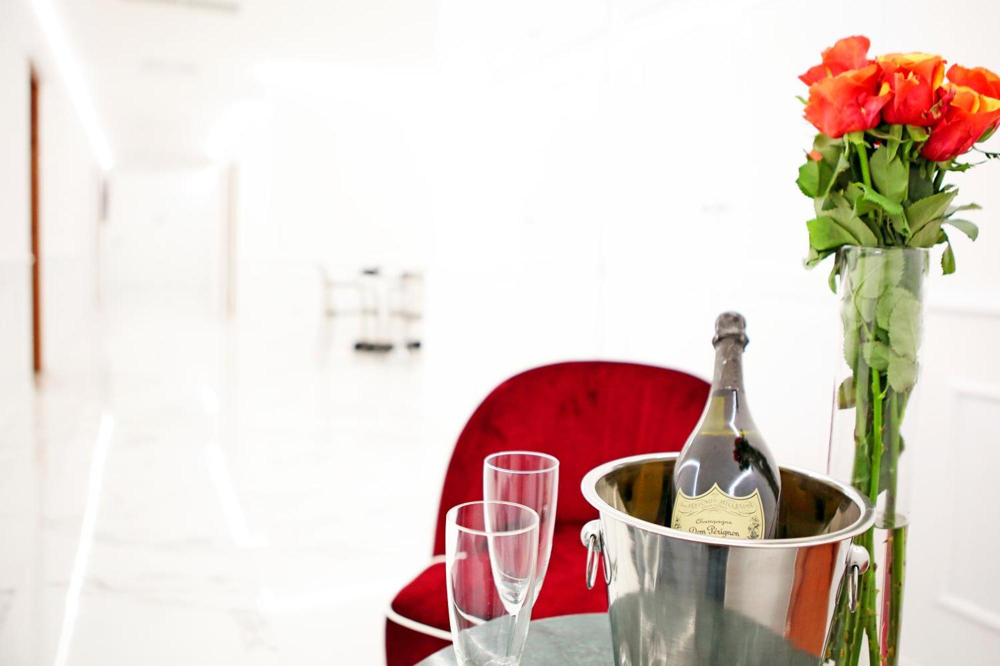 Hemi Suites Milan Bagian luar foto